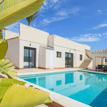Pink Lagoon Villa Торрев'єха Екстер'єр фото